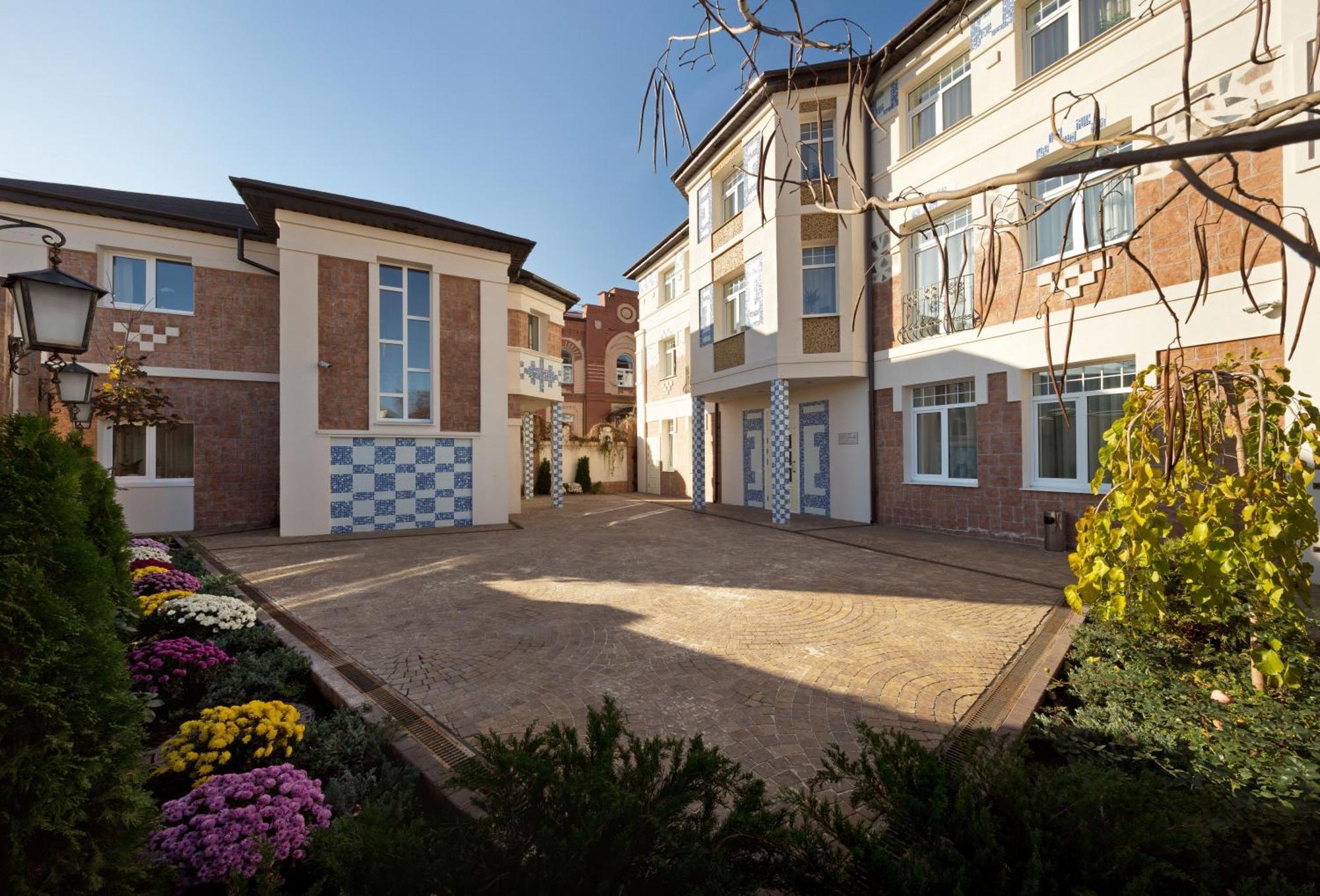 De Gaulle Boutique Hotel Charkiw Exterior foto