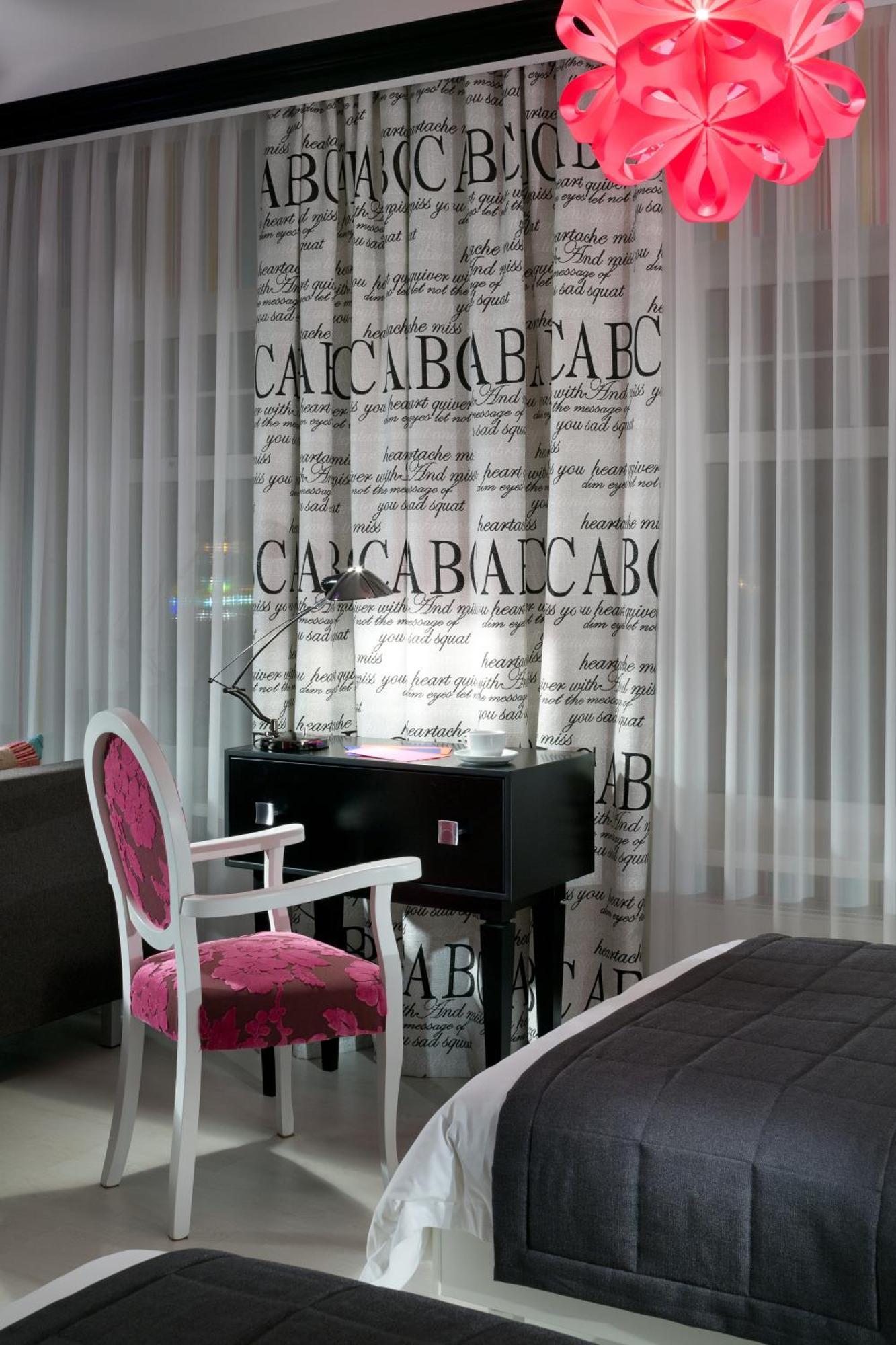 De Gaulle Boutique Hotel Charkiw Exterior foto
