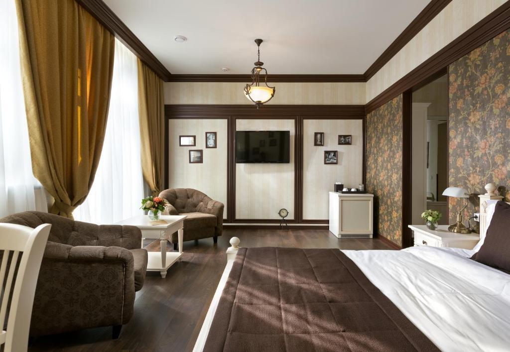 De Gaulle Boutique Hotel Charkiw Zimmer foto