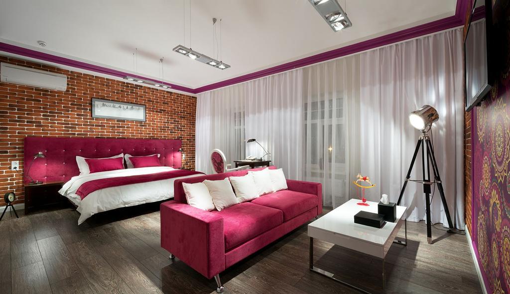 De Gaulle Boutique Hotel Charkiw Zimmer foto
